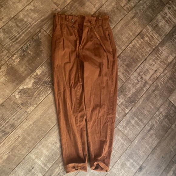 Arizona paper bag waist brown pants - Picture 4 of 6